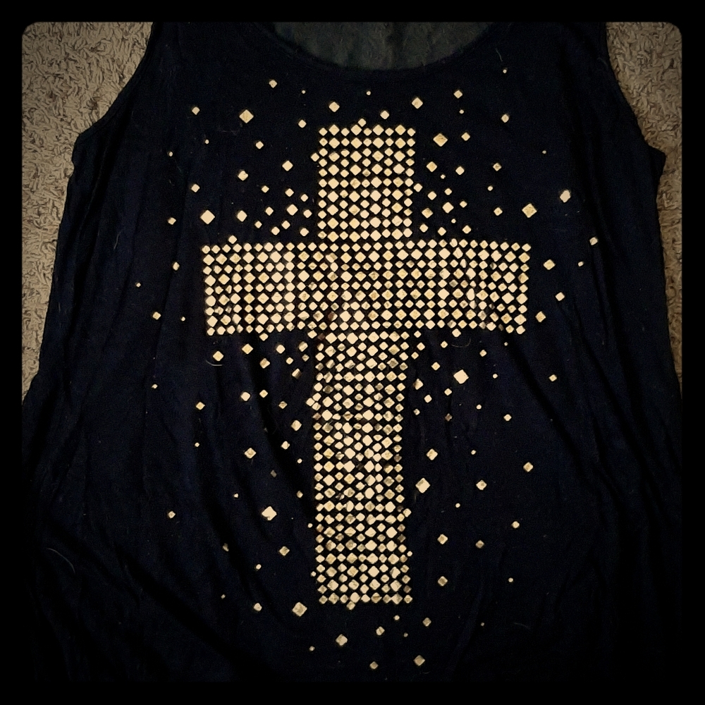 Cross Tank
